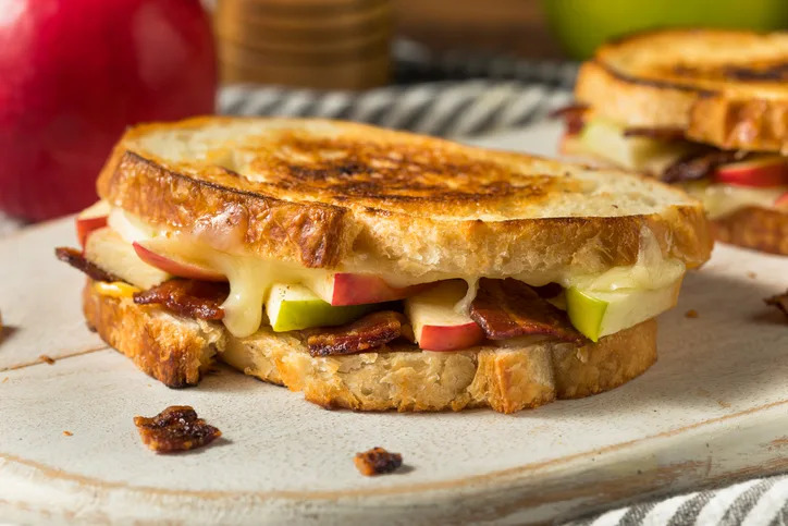 How to Build a Cheesie-Inspired Grilled Cheese Board at Home