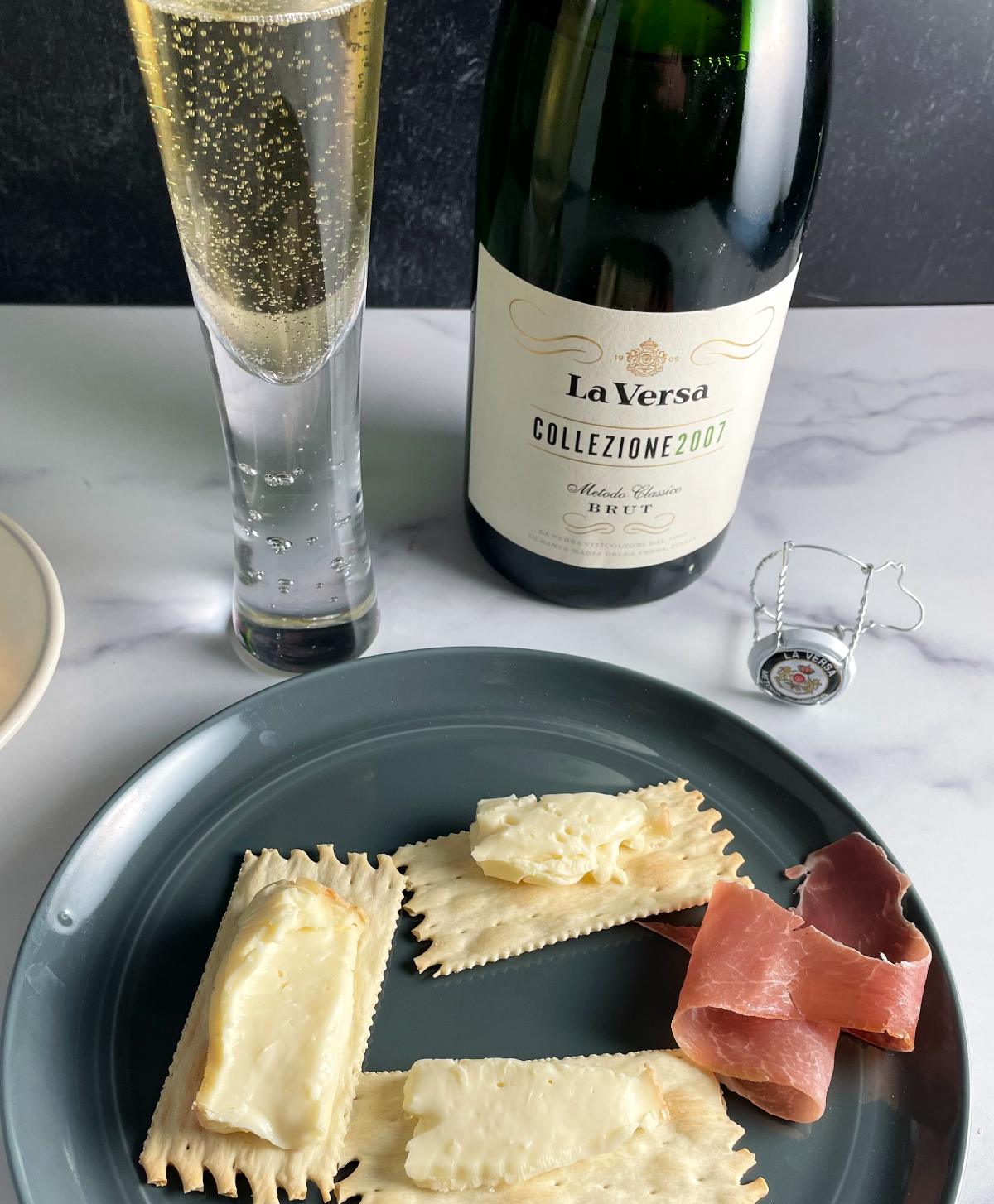 Taleggio cheese board: pairings, serving tips & why it's trending in 2026