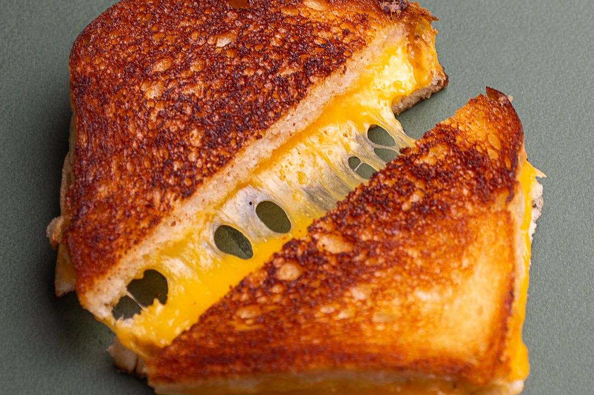 How to Make a Cheesie: The Chicago Grilled Cheese Recipe