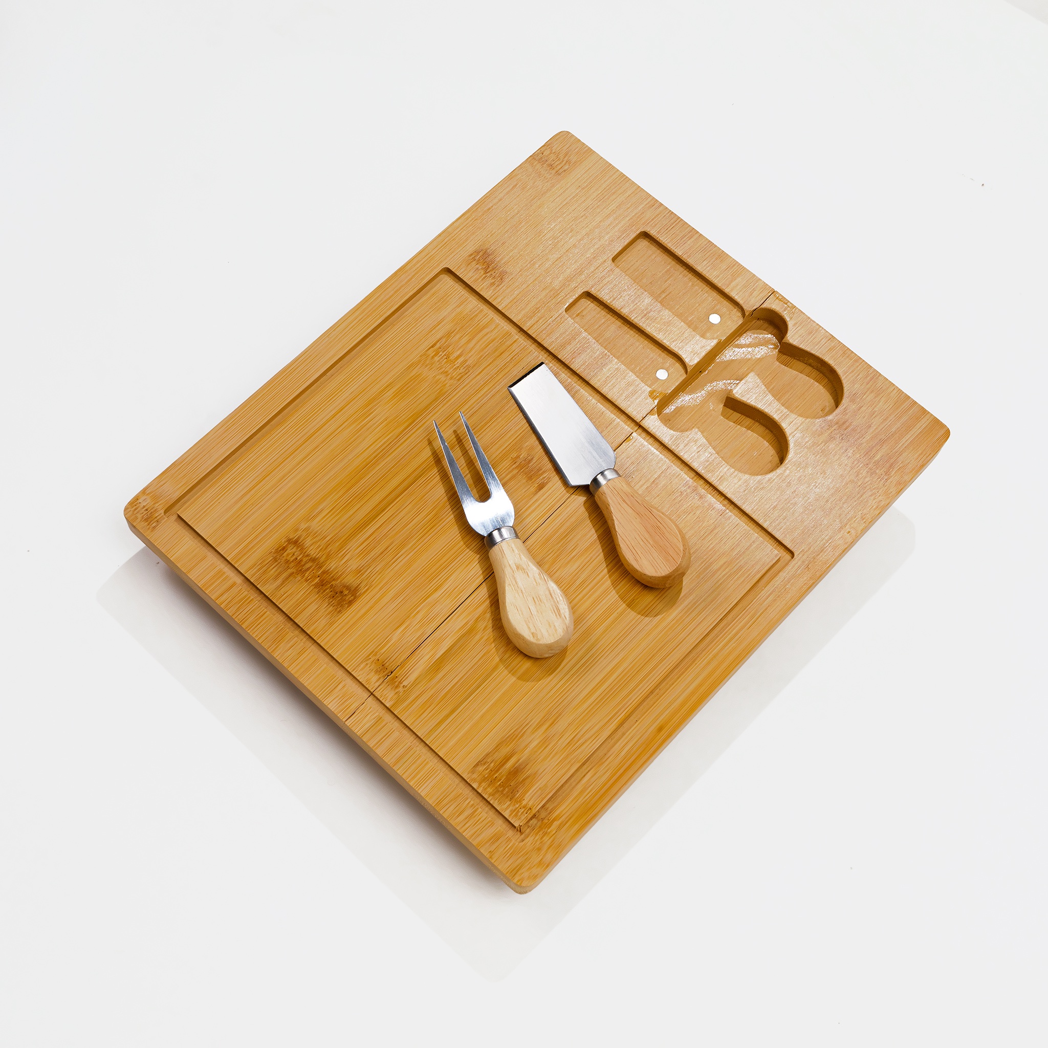 Bamboo cheese knives