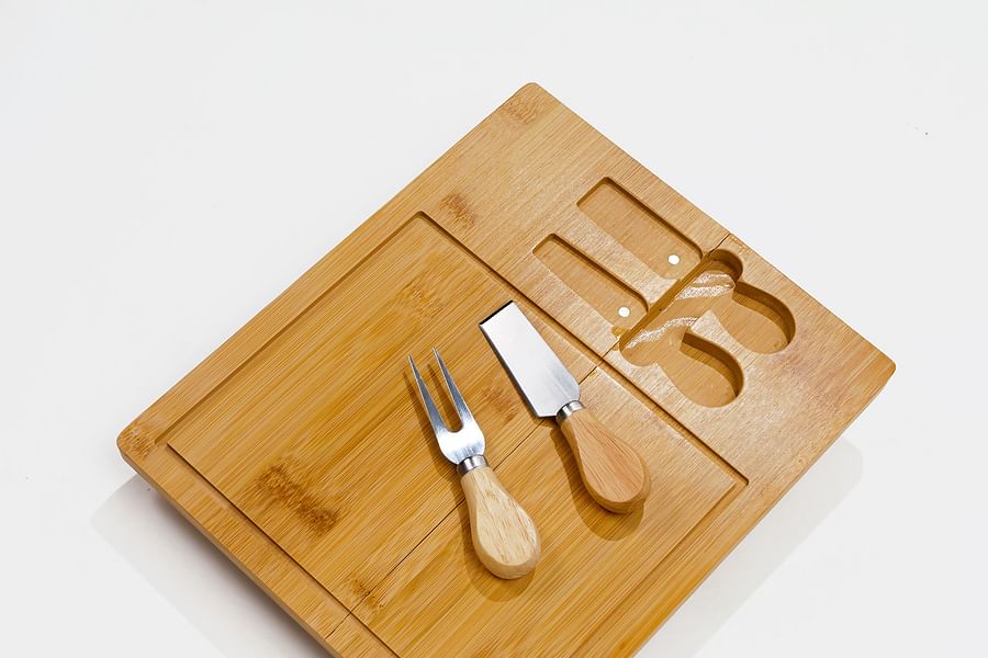 Bamboo cheese knives