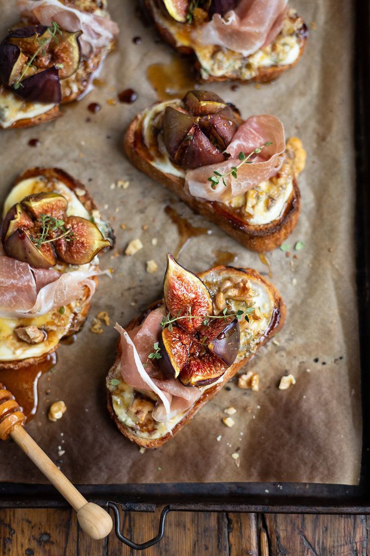 blue cheese figs