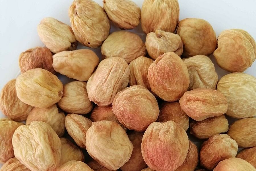 dried apricots